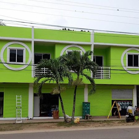 Coombsguesthouse Siquijor Exterior foto